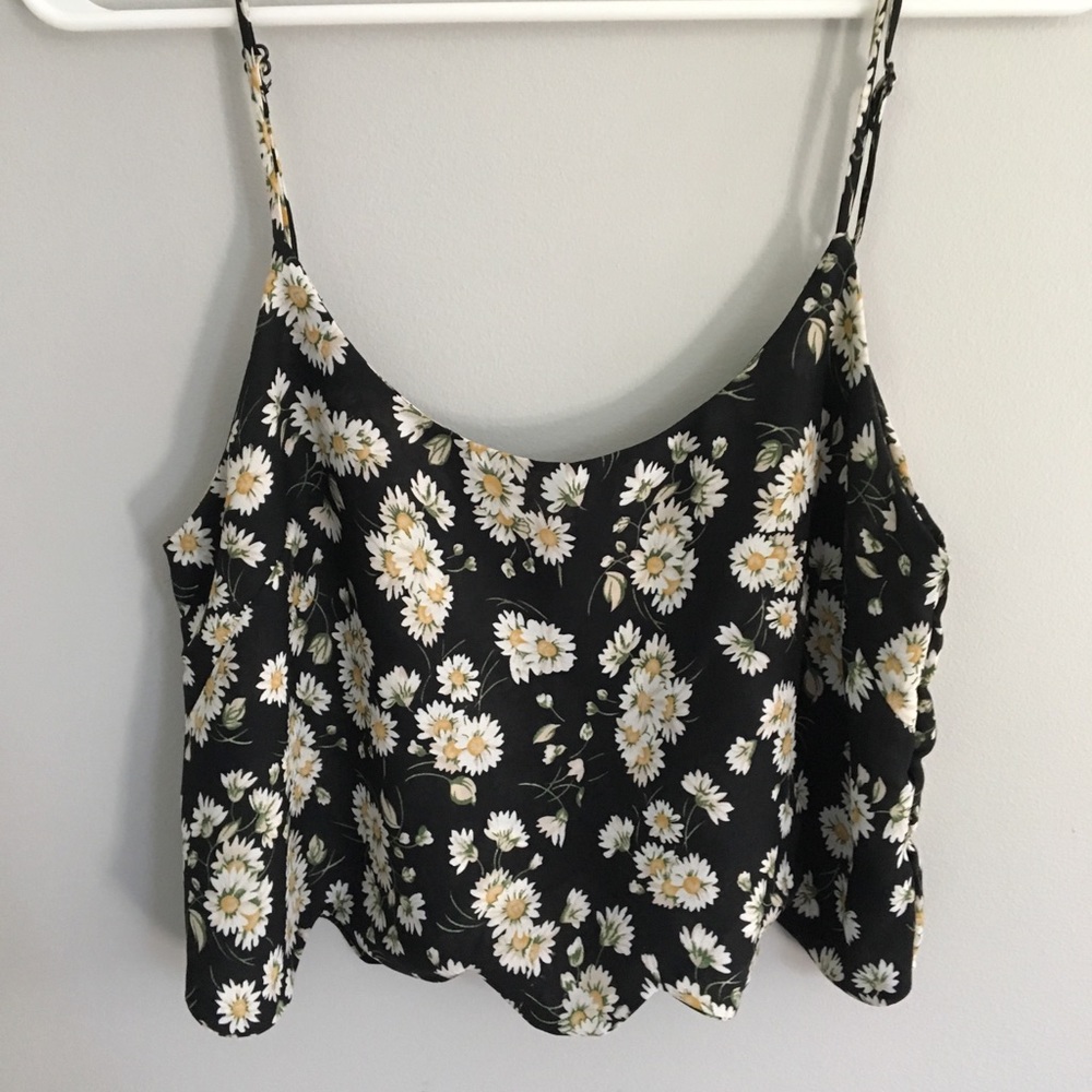 LA Hearts Daisy Crop Top with Scallops